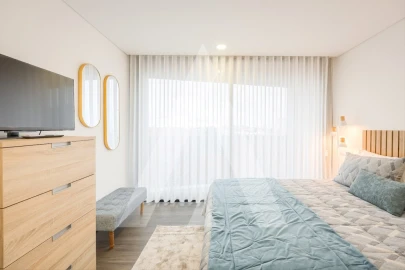 Apartamento T3 para Venda em Glória e Vera Cruz