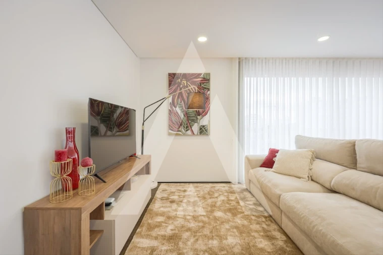 Apartamento T3 para Venda em Glória e Vera Cruz Foto 6