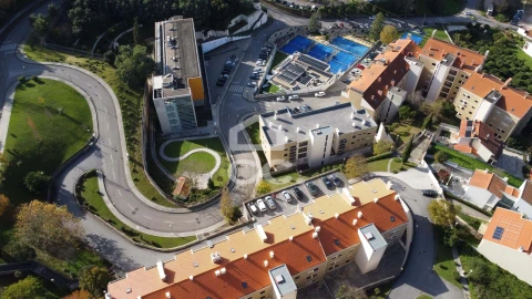 Apartamento T5 para Venda em Santo Antonio dos Olivais