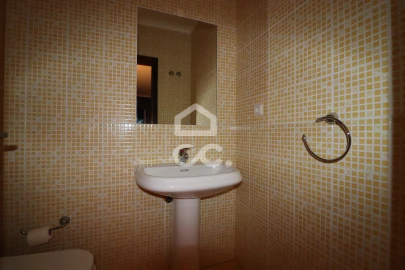 Apartamento T5 para Venda em Santo Antonio dos Olivais