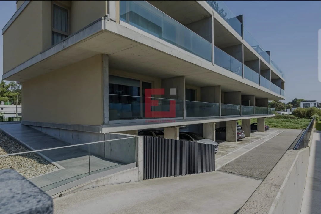 Apartamento para Venda em Canidelo Foto 12