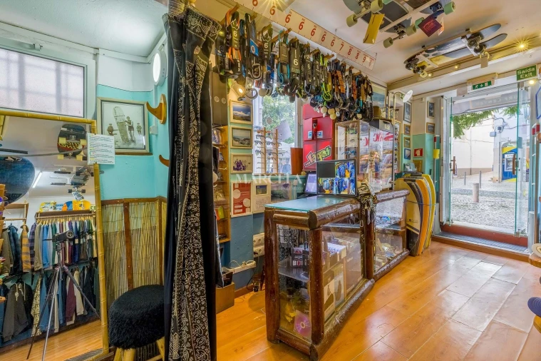 Negócio para Venda em Lagos (São Sebastião e Santa Maria) Foto 3