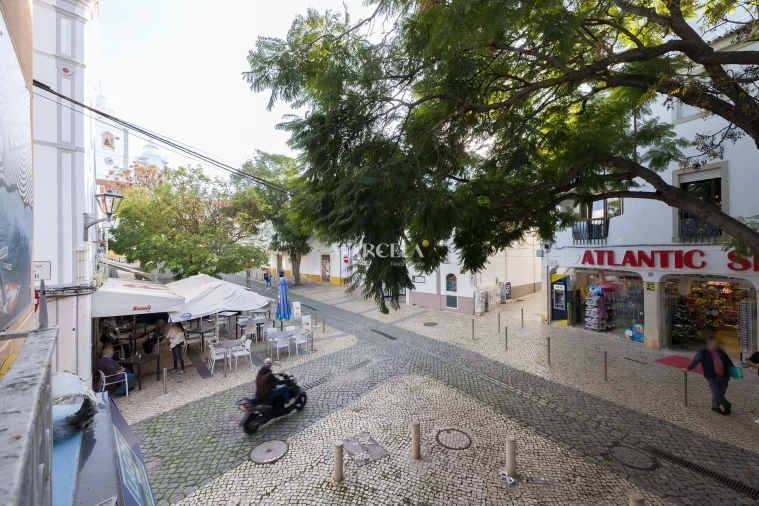 Negócio para Venda em Lagos (São Sebastião e Santa Maria) Foto 7