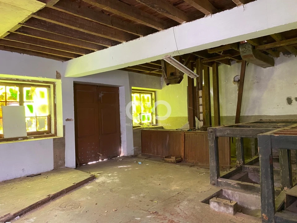 Moradia T5 para Venda em São Teotónio Foto 4