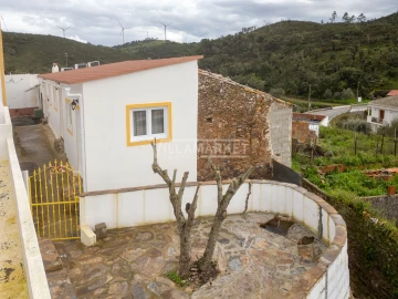 Moradia T3 para Venda em Cachopo
