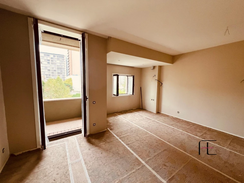 Apartamento T2 para Venda em Lordelo do Ouro e Massarelos Foto 11