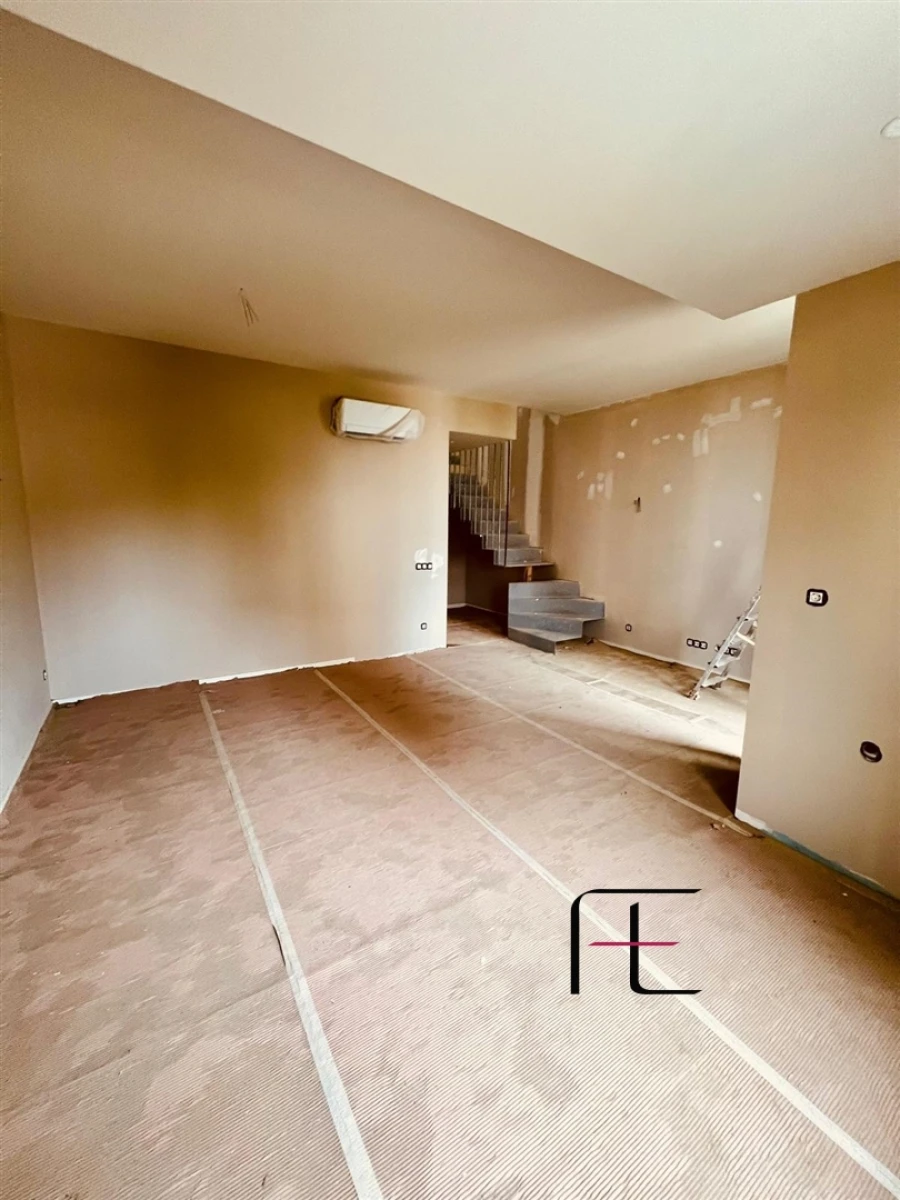 Apartamento T2 para Venda em Lordelo do Ouro e Massarelos Foto 9