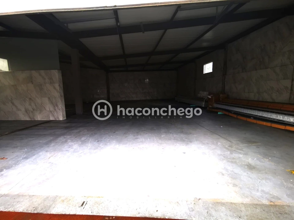 Negócio para Venda em Manhente Foto 19