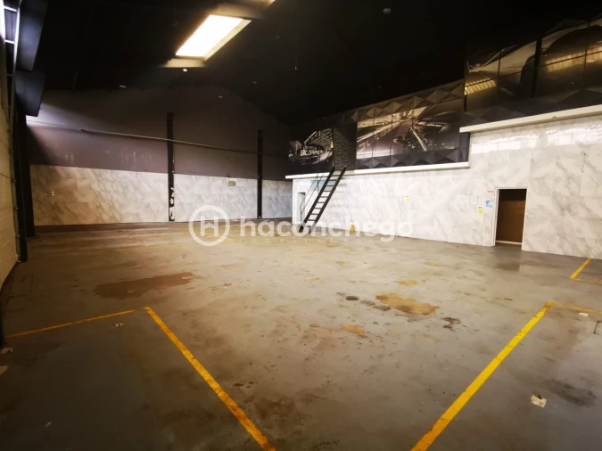 Negócio para Venda em Manhente Foto 12