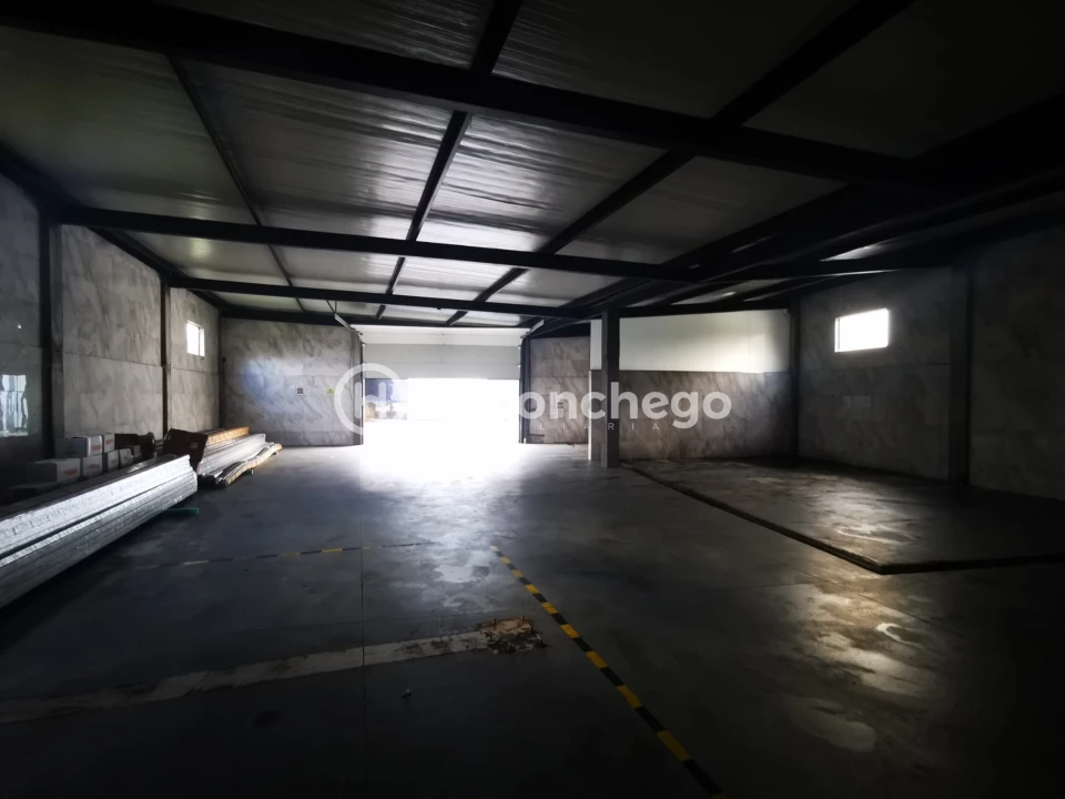 Negócio para Venda em Manhente Foto 21