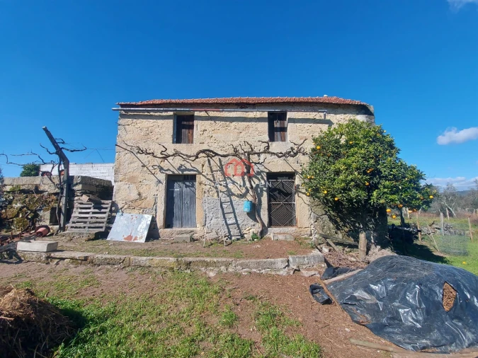 Quinta T0 para Venda em Freixiosa Foto 4