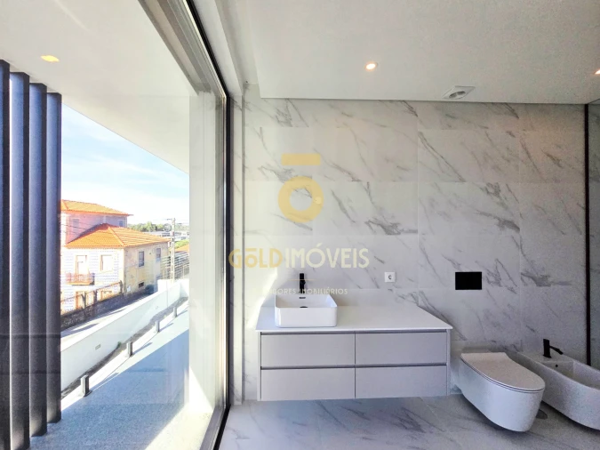 Moradia T0 para Venda em Nogueira do Cravo e Pindelo Foto 18