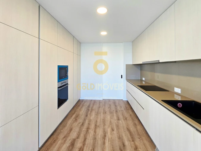 Moradia T0 para Venda em Nogueira do Cravo e Pindelo Foto 3