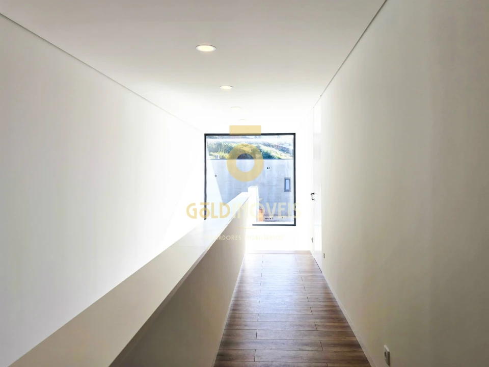 Moradia T0 para Venda em Nogueira do Cravo e Pindelo Foto 14