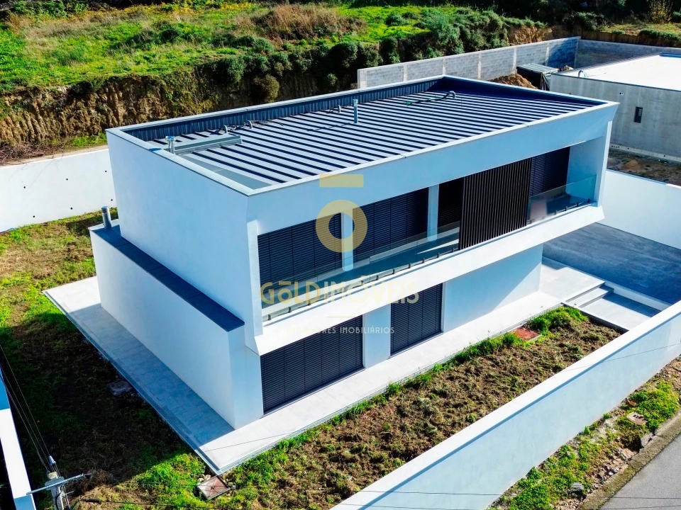 Moradia T0 para Venda em Nogueira do Cravo e Pindelo Foto 38