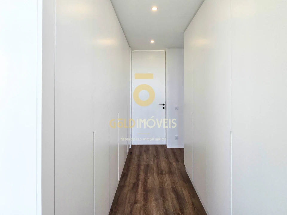 Moradia T0 para Venda em Nogueira do Cravo e Pindelo Foto 17