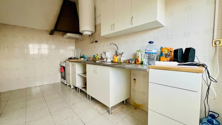 Apartamento T2 para Venda em Gouveia (São Pedro e São Julião) Foto 3