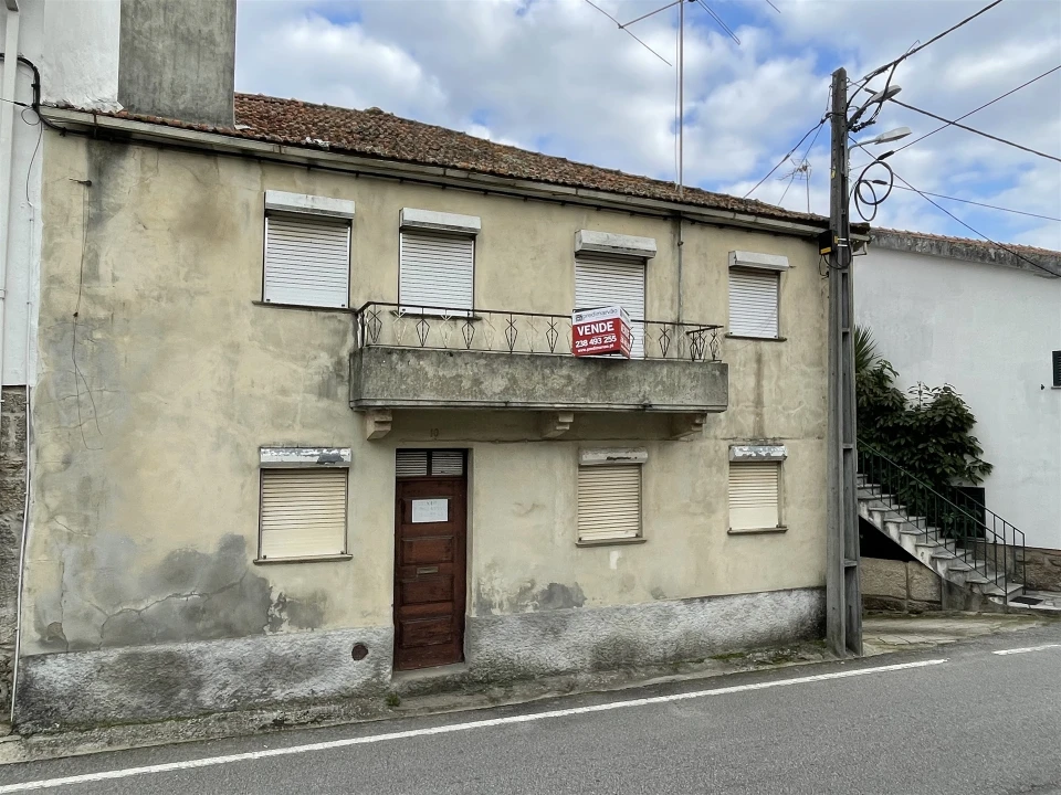 Moradia T2 para Venda em Nespereira Foto 2