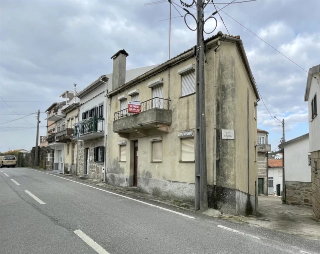 Moradia T2 para Venda em Nespereira Foto 1