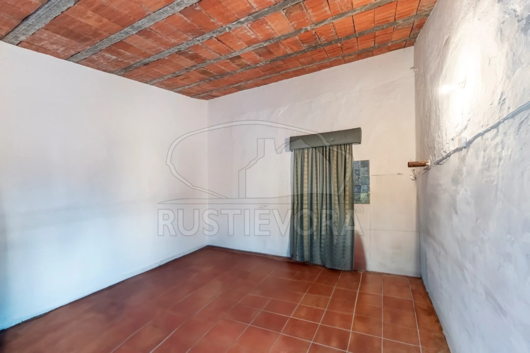 Quinta T3 para Venda em Borba (Matriz) Foto 33