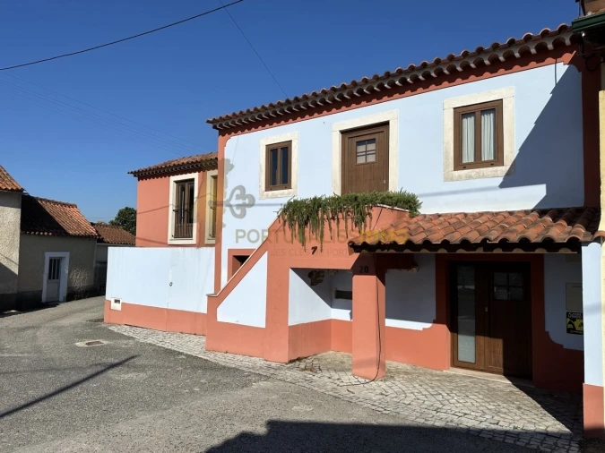 Moradia T3 para Venda em Seiça Foto 1