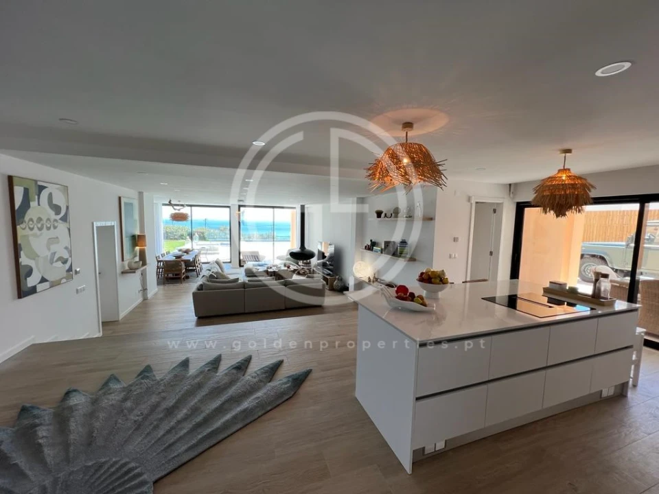 Moradia T6 para Venda em Albufeira e Olhos de Água Foto 9