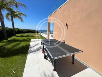 Moradia T6 para Venda em Albufeira e Olhos de Água