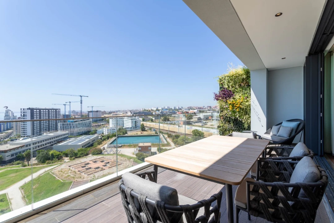 Apartamento T3 para Venda em Parque das Nações Foto 49