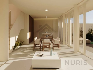 Moradia T4 para Venda em Mexilhoeira Grande