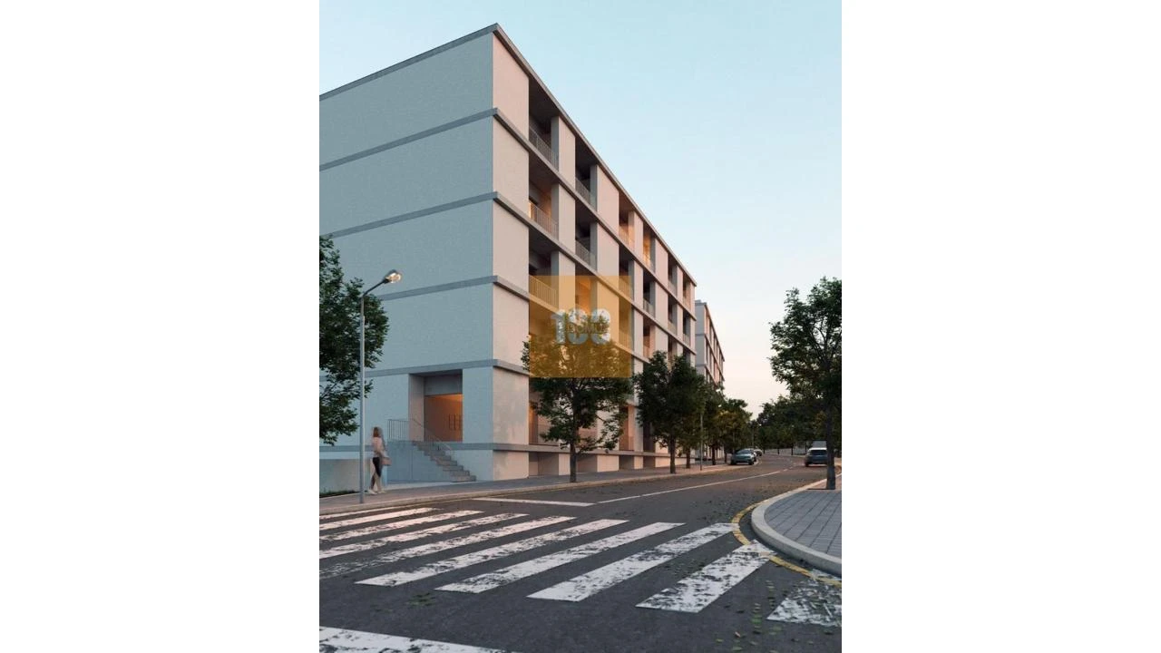 Apartamento T2 para Venda em Campanhã Foto 4