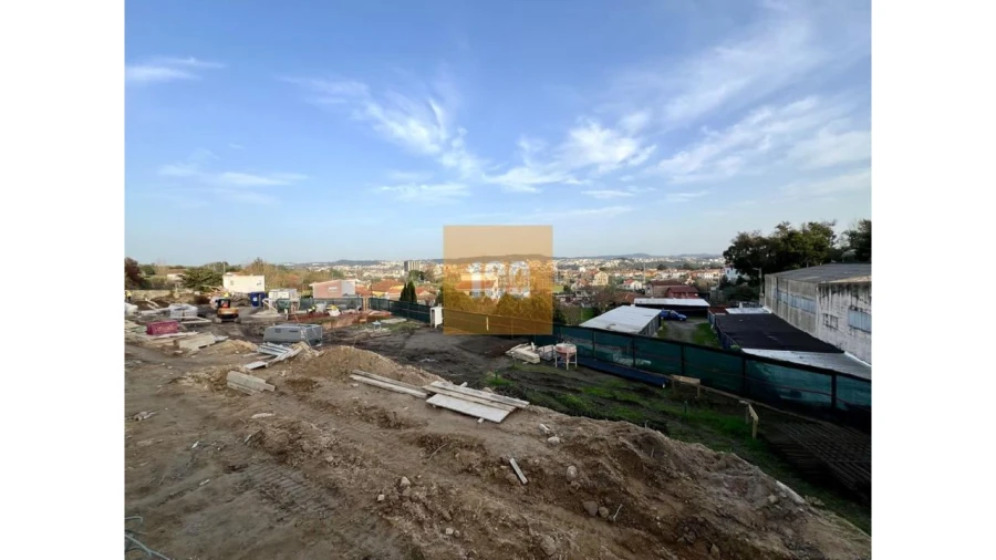 Apartamento T2 para Venda em Campanhã Foto 15