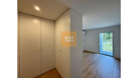 Apartamento T2 para Venda em Campanhã