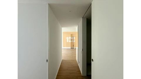 Apartamento T2 para Venda em Campanhã
