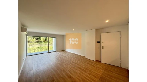 Apartamento T2 para Venda em Campanhã