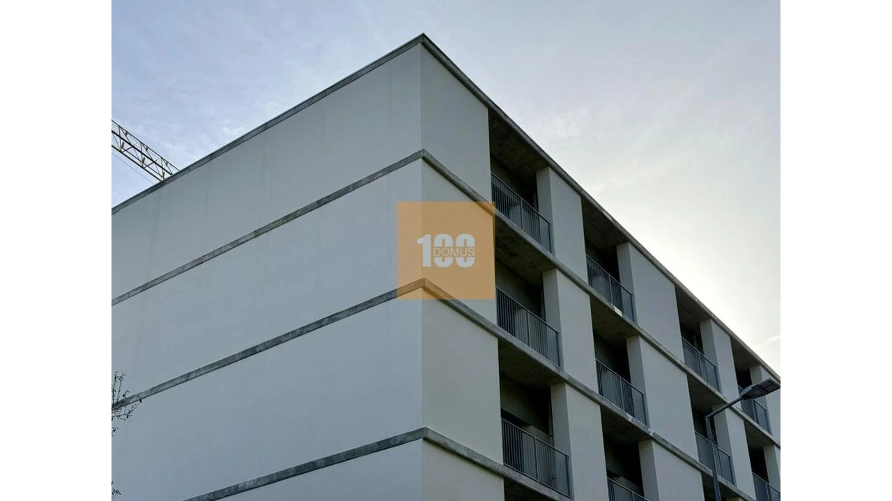 Apartamento T2 para Venda em Campanhã Foto 15