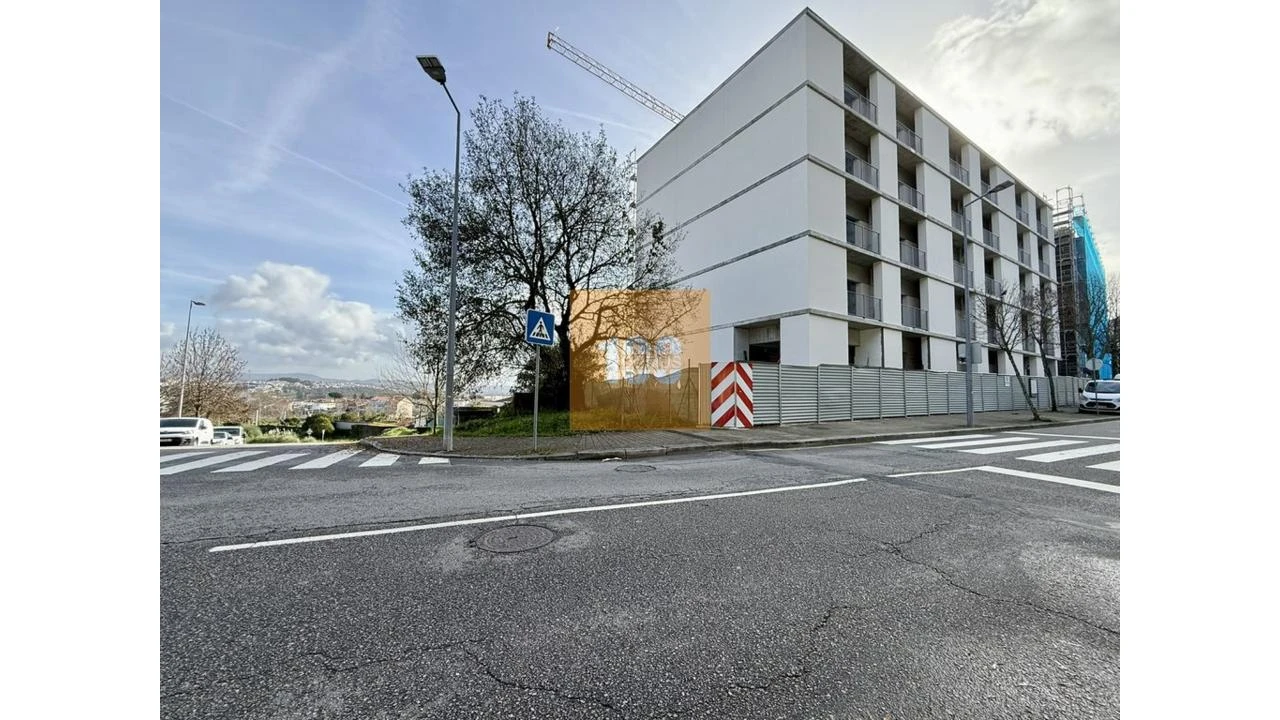 Apartamento T2 para Venda em Campanhã Foto 14