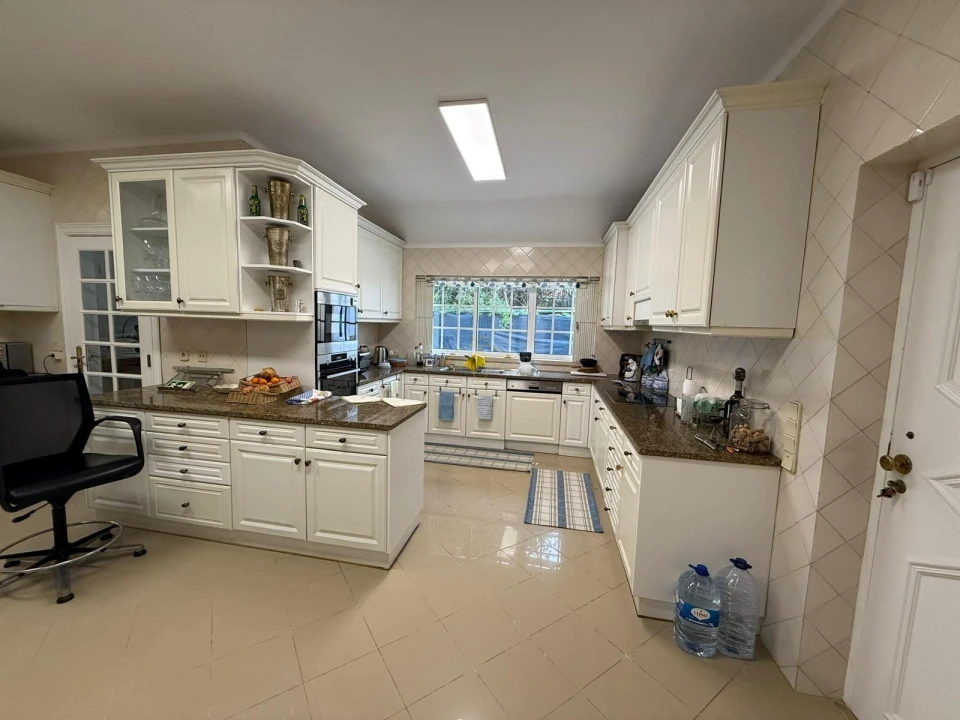 Moradia T5 para Venda em Santa Maria e São Miguel, São Martinho, São Pedro Penaferrim Foto 13