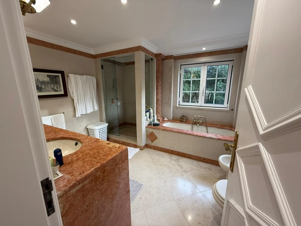 Moradia T5 para Venda em Santa Maria e São Miguel, São Martinho, São Pedro Penaferrim Foto 24