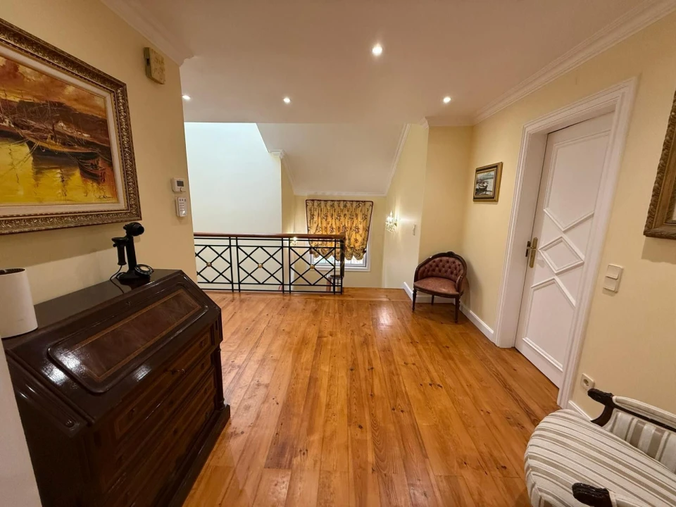 Moradia T5 para Venda em Santa Maria e São Miguel, São Martinho, São Pedro Penaferrim Foto 20