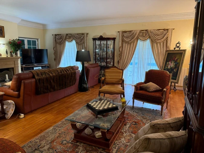 Moradia T5 para Venda em Santa Maria e São Miguel, São Martinho, São Pedro Penaferrim Foto 6