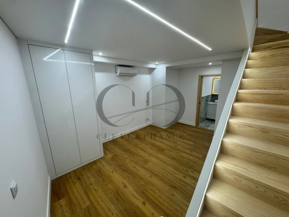 Apartamento para Venda em Cedofeita, Santo Ildefonso, Sé, Miragaia, São Nicolau e Vitória Foto 8