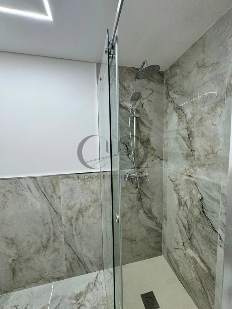 Apartamento para Venda em Cedofeita, Santo Ildefonso, Sé, Miragaia, São Nicolau e Vitória Foto 12