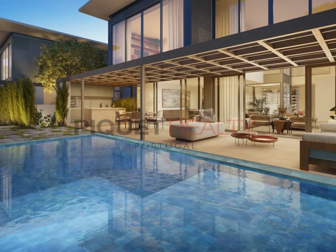 Moradia T4 para Venda em Cascais e Estoril Foto 1