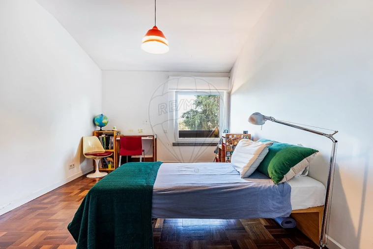 Moradia T4 para Venda em Alfragide Foto 28