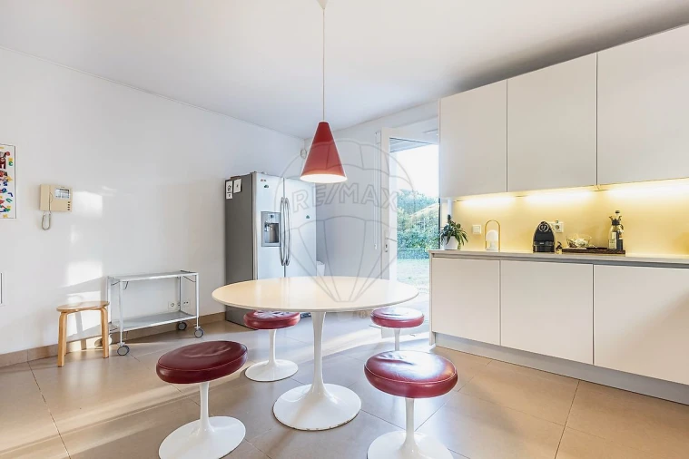 Moradia T4 para Venda em Alfragide Foto 15