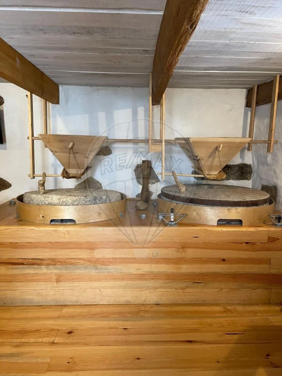 Moradia T5 para Venda em Varzea Foto 22