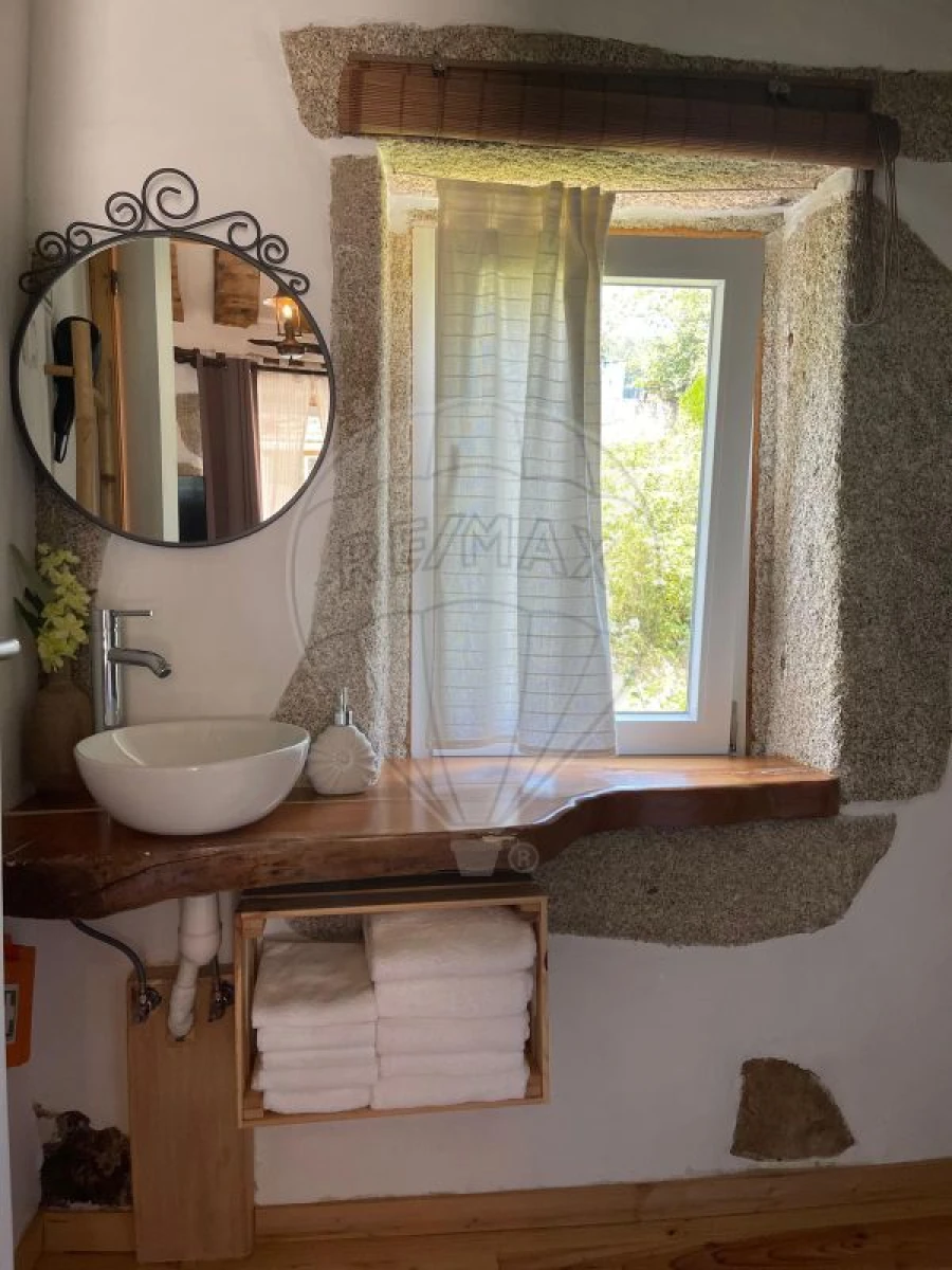 Moradia T5 para Venda em Varzea Foto 32