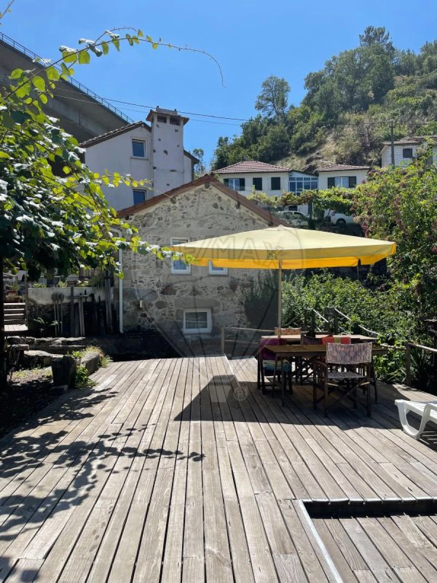 Moradia T5 para Venda em Varzea Foto 5