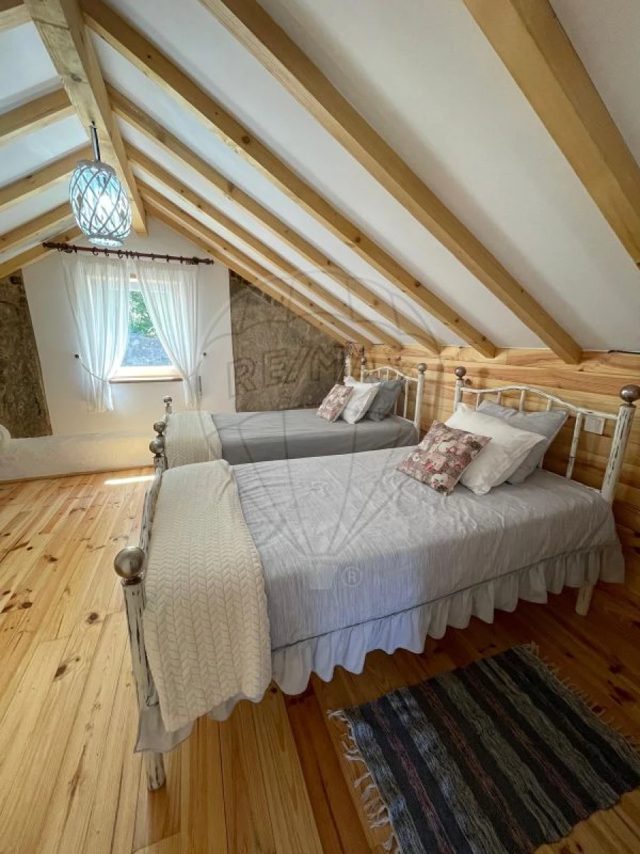 Moradia T5 para Venda em Varzea Foto 39