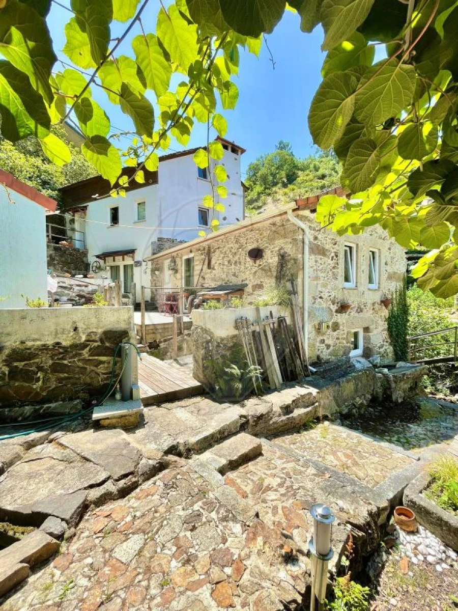 Moradia T5 para Venda em Varzea Foto 18